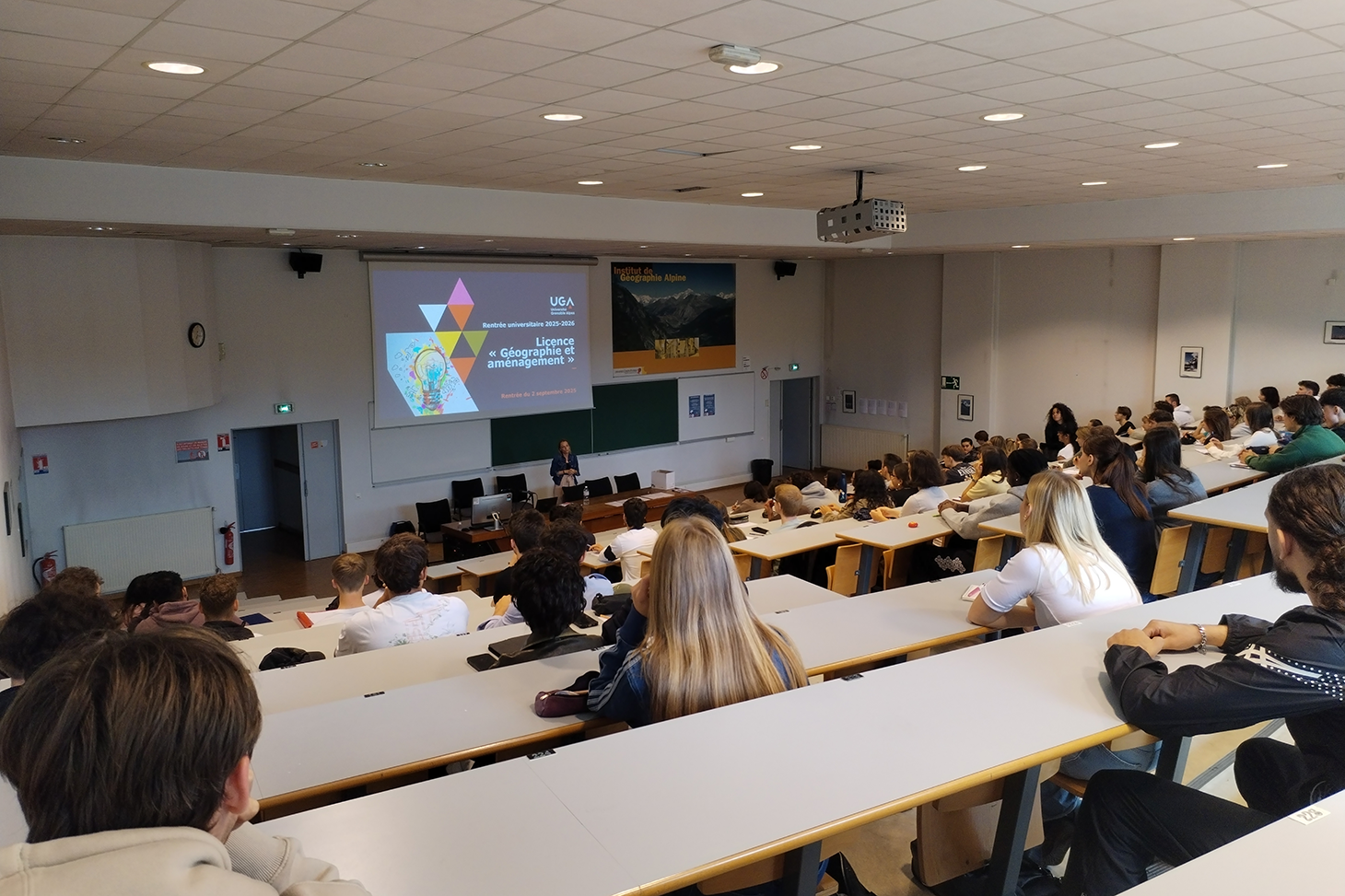 Etudiants en amphithéâtre